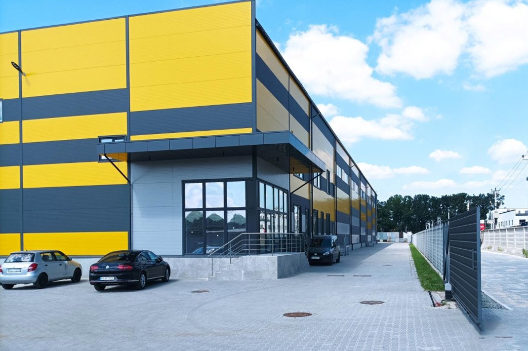 GARANT-LOGISTIC warehouse exterior